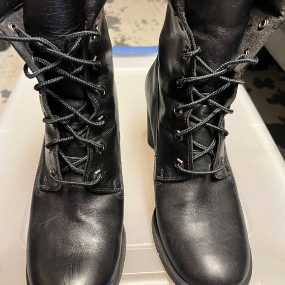 Timberland Ladies Boots-real leather - Picture 4 of 4
